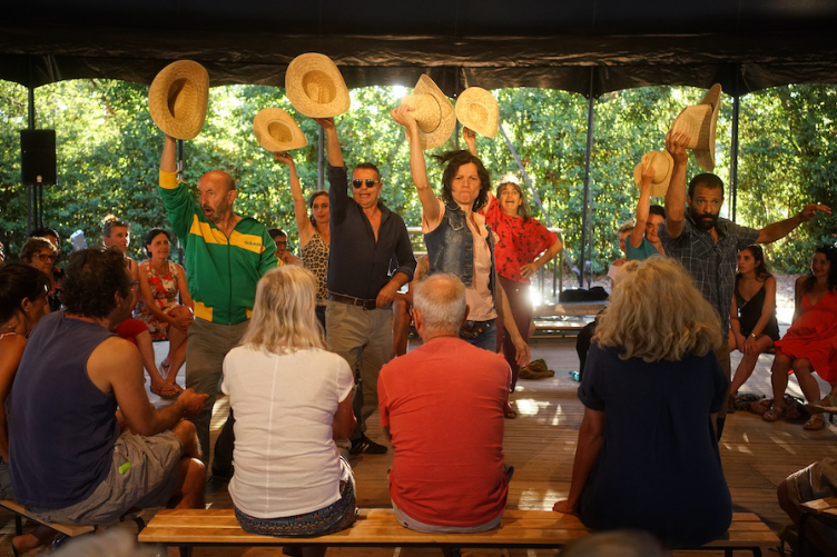 Design sans titre nous étions debout et nous ne le savions pas NED